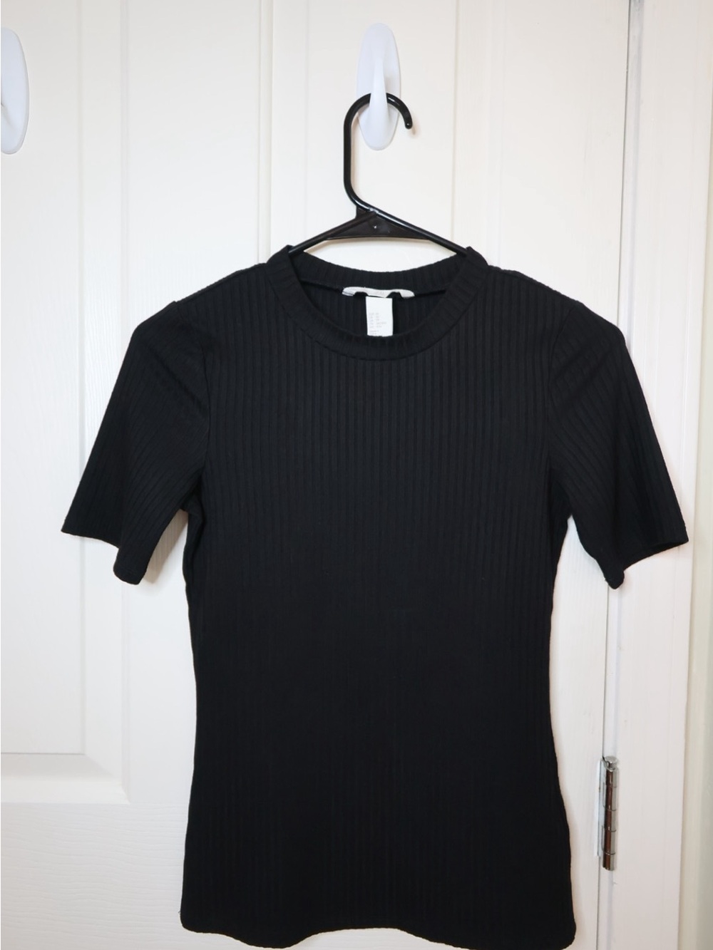 H&M Black Ribbed Short Sleeve Tee